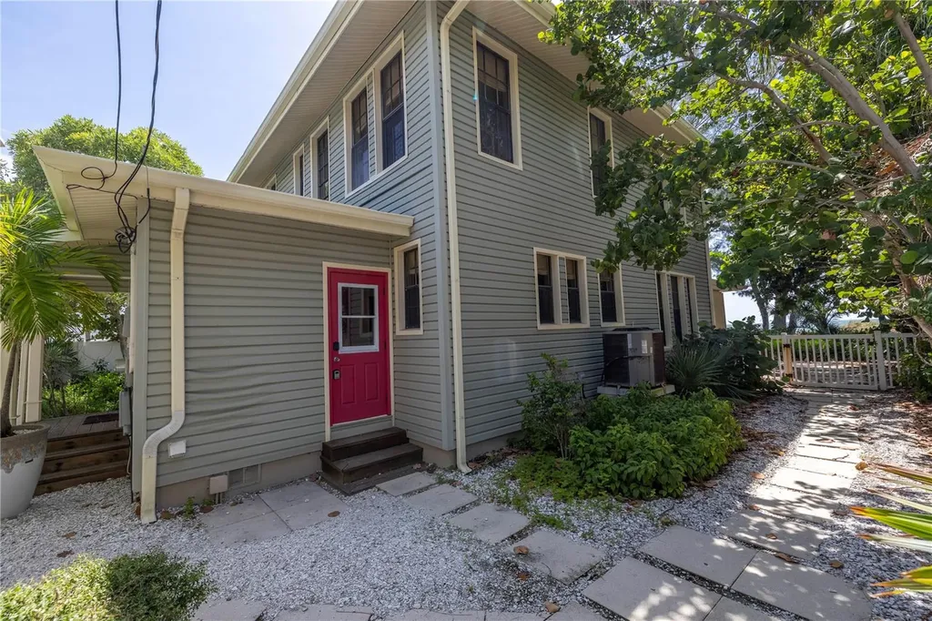 516 Gulf Boulevard Indian Rocks Beach FL 33785