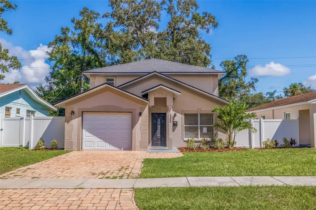 2303 16th Avenue S St Petersburg FL 33712