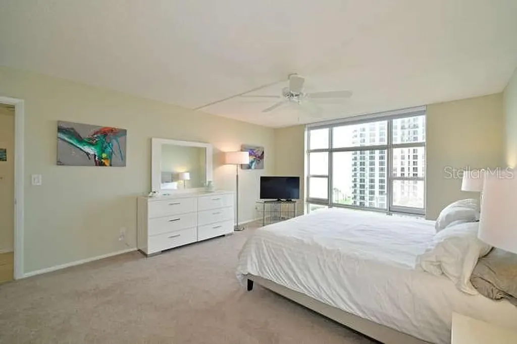 2425 Gulf Of Mexico Drive Longboat Key FL 34228