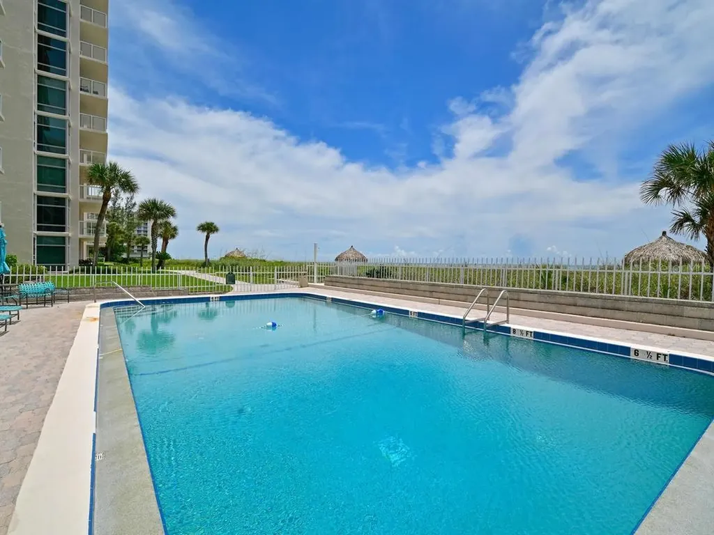 2425 Gulf Of Mexico Drive Longboat Key FL 34228