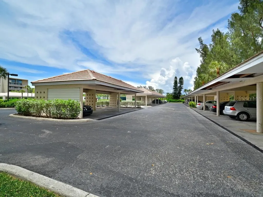 2425 Gulf Of Mexico Drive Longboat Key FL 34228
