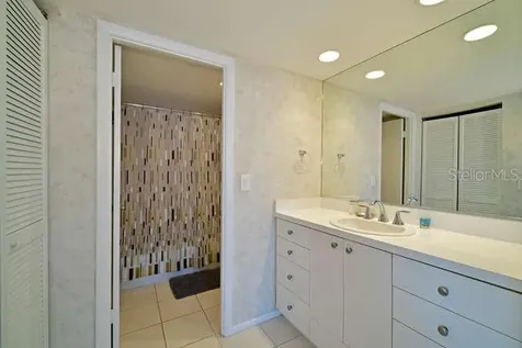 2425 Gulf Of Mexico Drive Longboat Key FL 34228