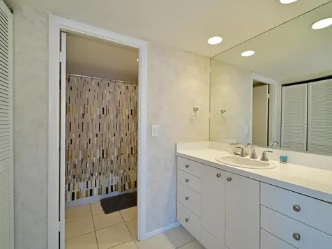 2425 Gulf Of Mexico Drive Longboat Key FL 34228