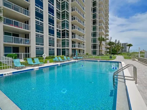2425 Gulf Of Mexico Drive Longboat Key FL 34228
