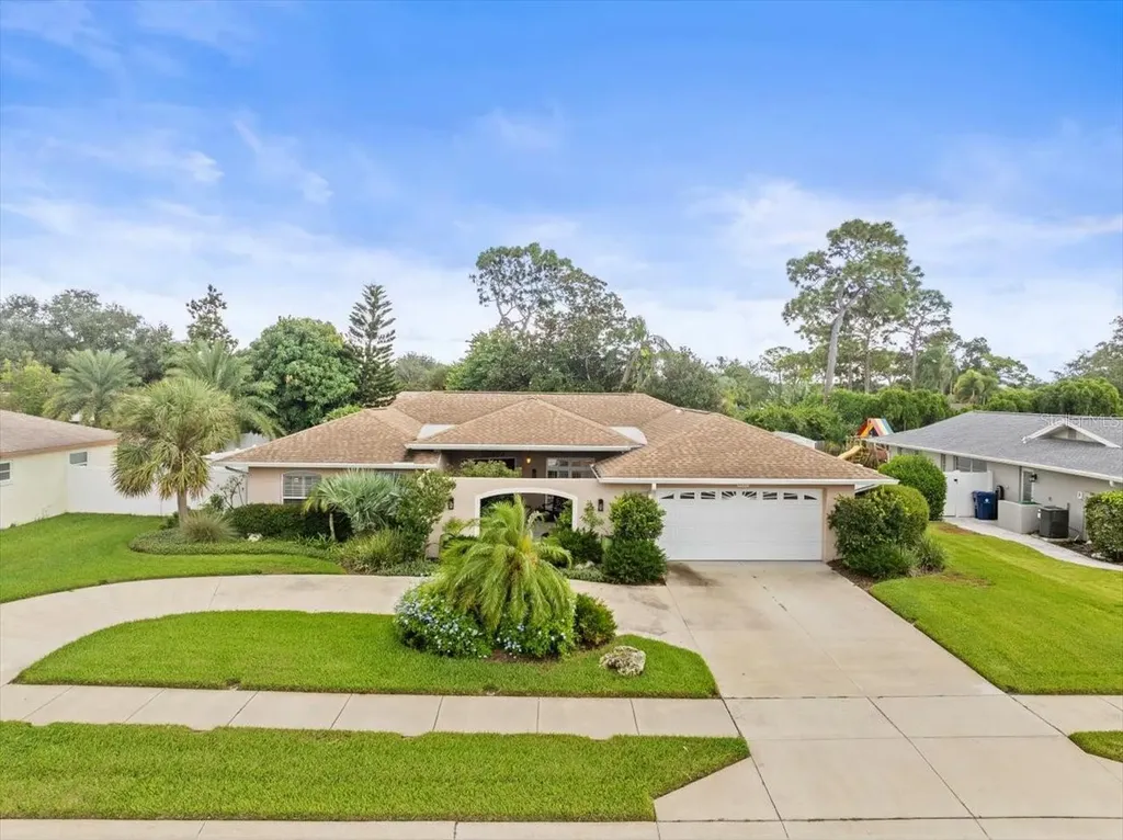8767 Merrimoor Boulevard Seminole FL 33777