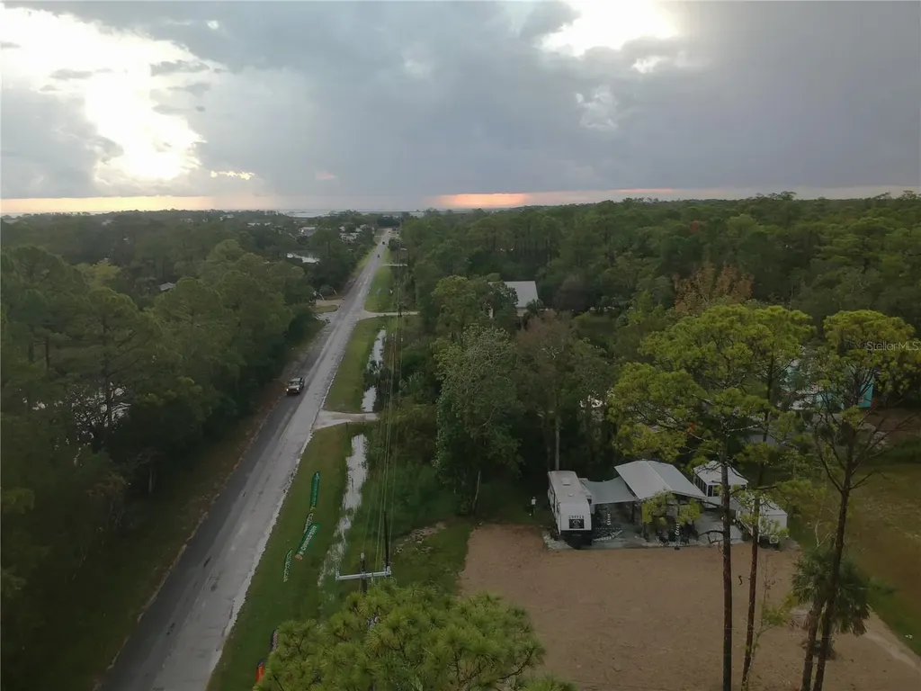 805 1st Avenue SE Steinhatchee FL 32359