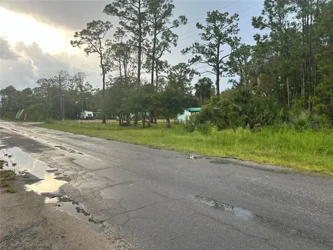 805 1st Avenue SE Steinhatchee FL 32359