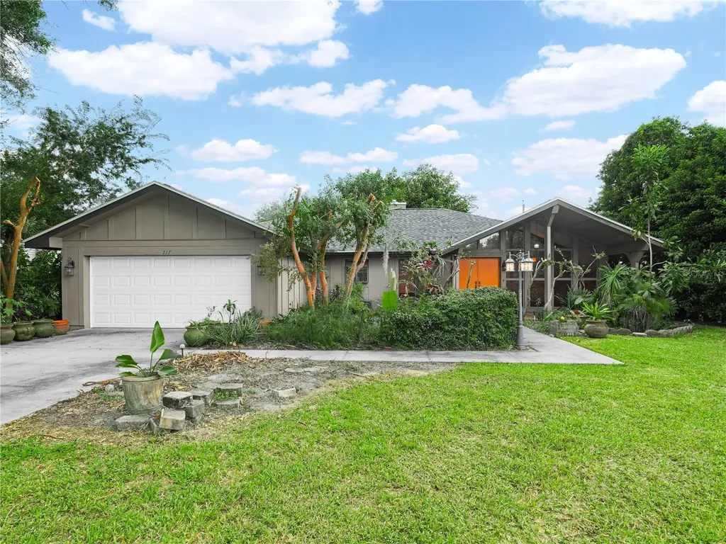 717 Royal Glen Drive Lakeland FL 33813