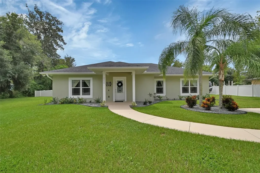 2250 Lake Ruby Road Deland FL 32724