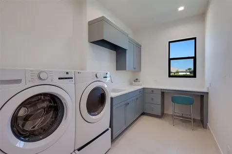 1107 Blue Shell Loop Sarasota FL 34240