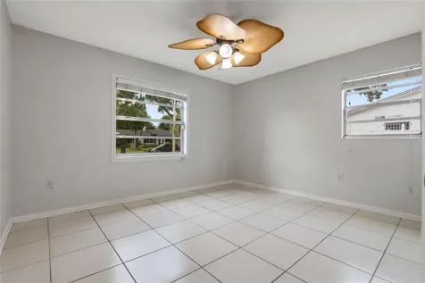 1107 Brockway Avenue Orlando FL 32807