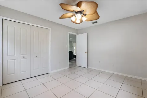 1107 Brockway Avenue Orlando FL 32807