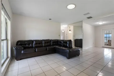 1107 Brockway Avenue Orlando FL 32807