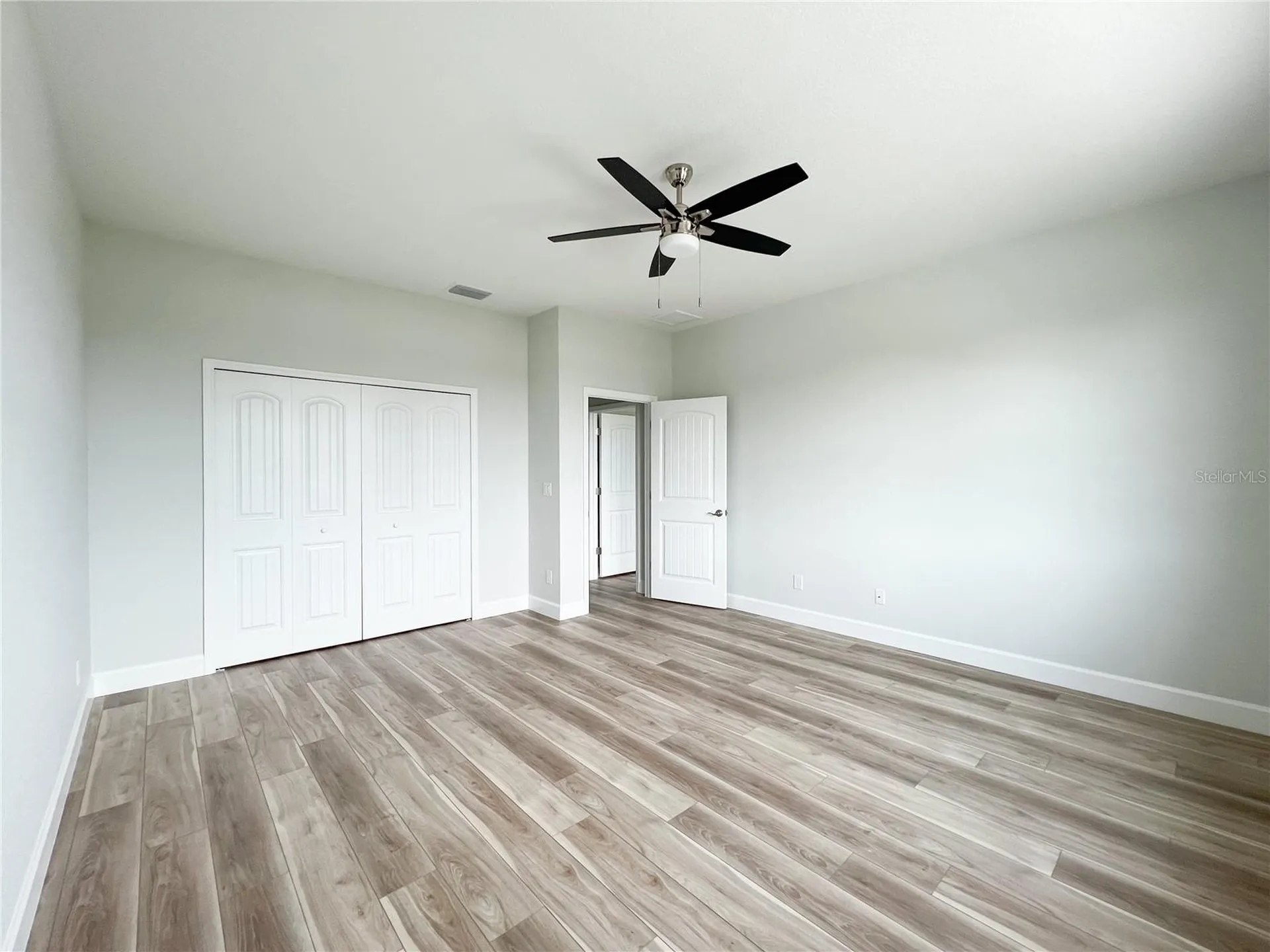 5240 Willow Lake Court Sarasota FL 34233