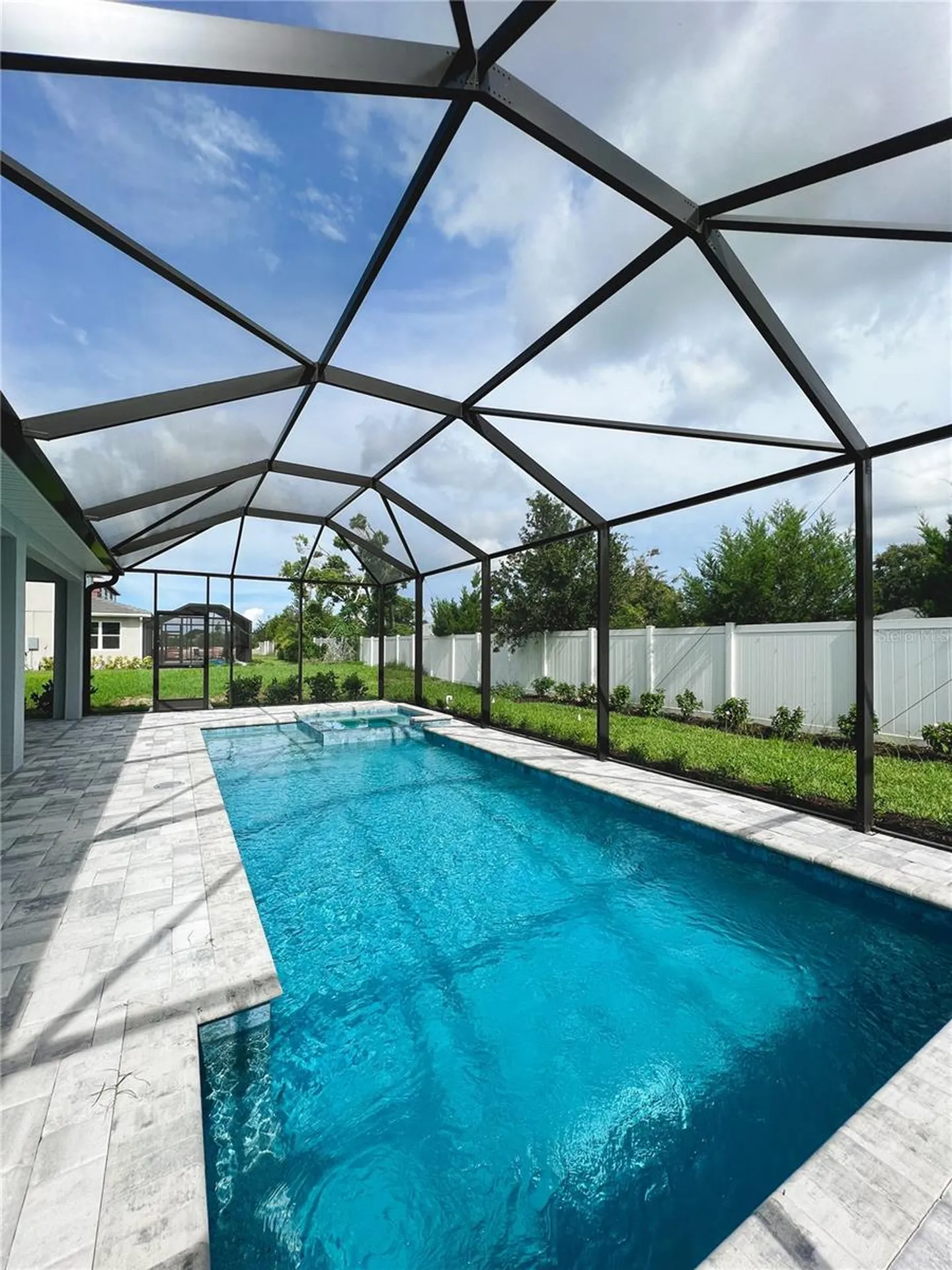 5240 Willow Lake Court Sarasota FL 34233