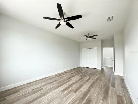 5240 Willow Lake Court Sarasota FL 34233