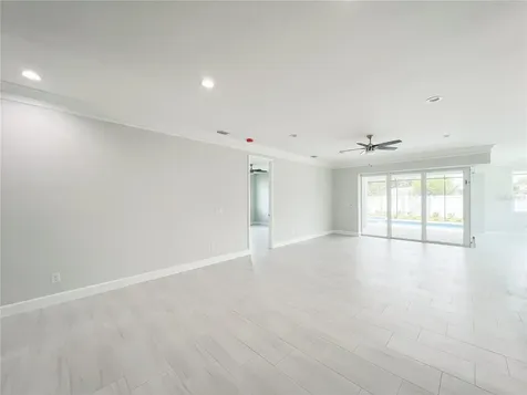 5240 Willow Lake Court Sarasota FL 34233