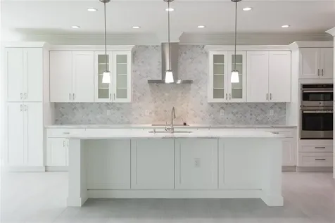 5240 Willow Lake Court Sarasota FL 34233