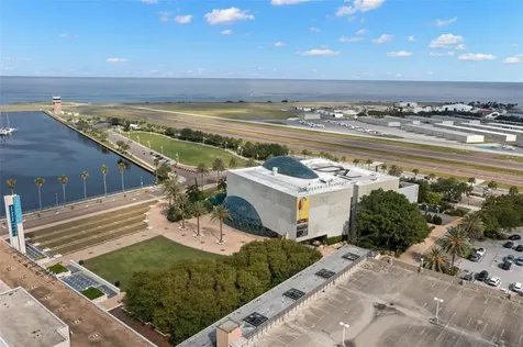 625 6th Avenue S St Petersburg FL 33701