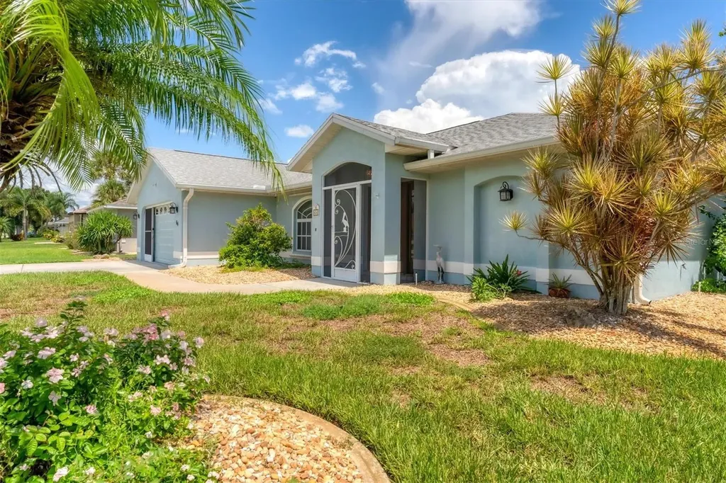 64 Long Meadow Lane Rotonda West FL 33947