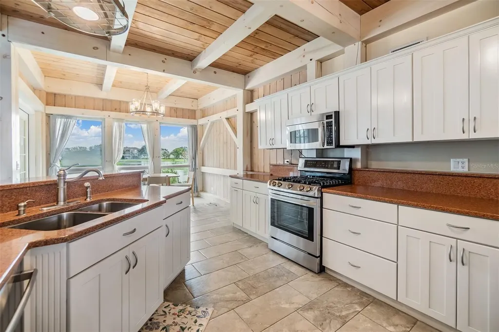 2118 Harbour Watch Drive Tarpon Springs FL 34689