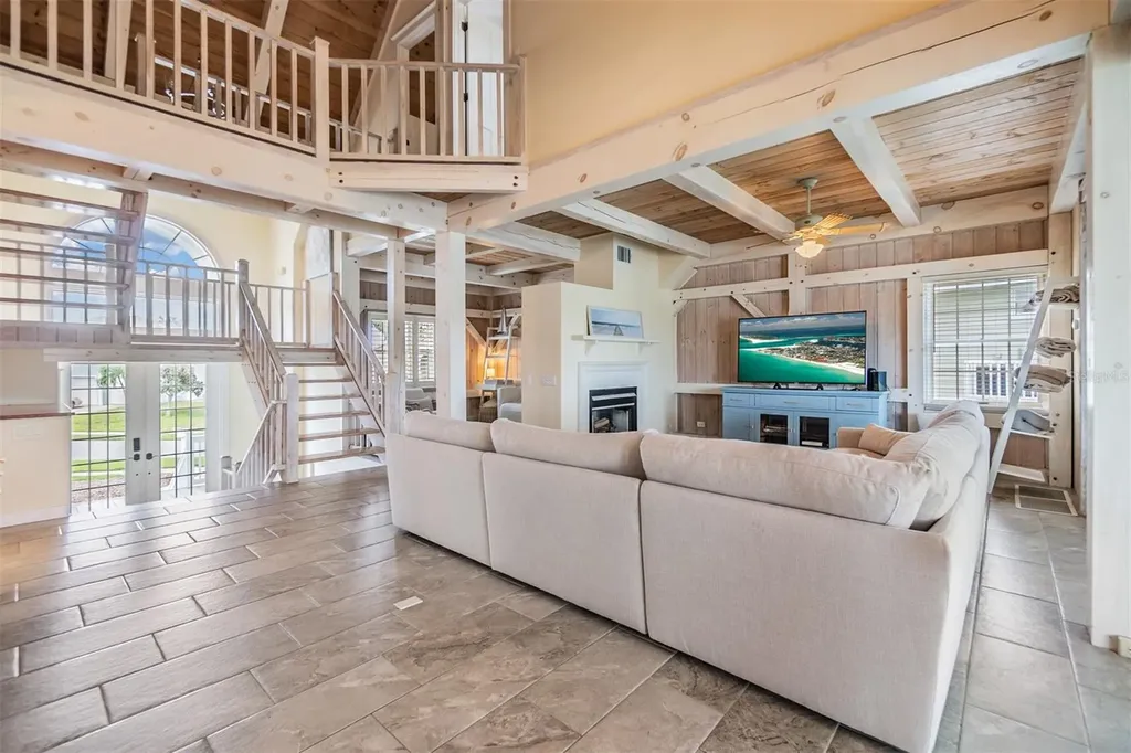 2118 Harbour Watch Drive Tarpon Springs FL 34689