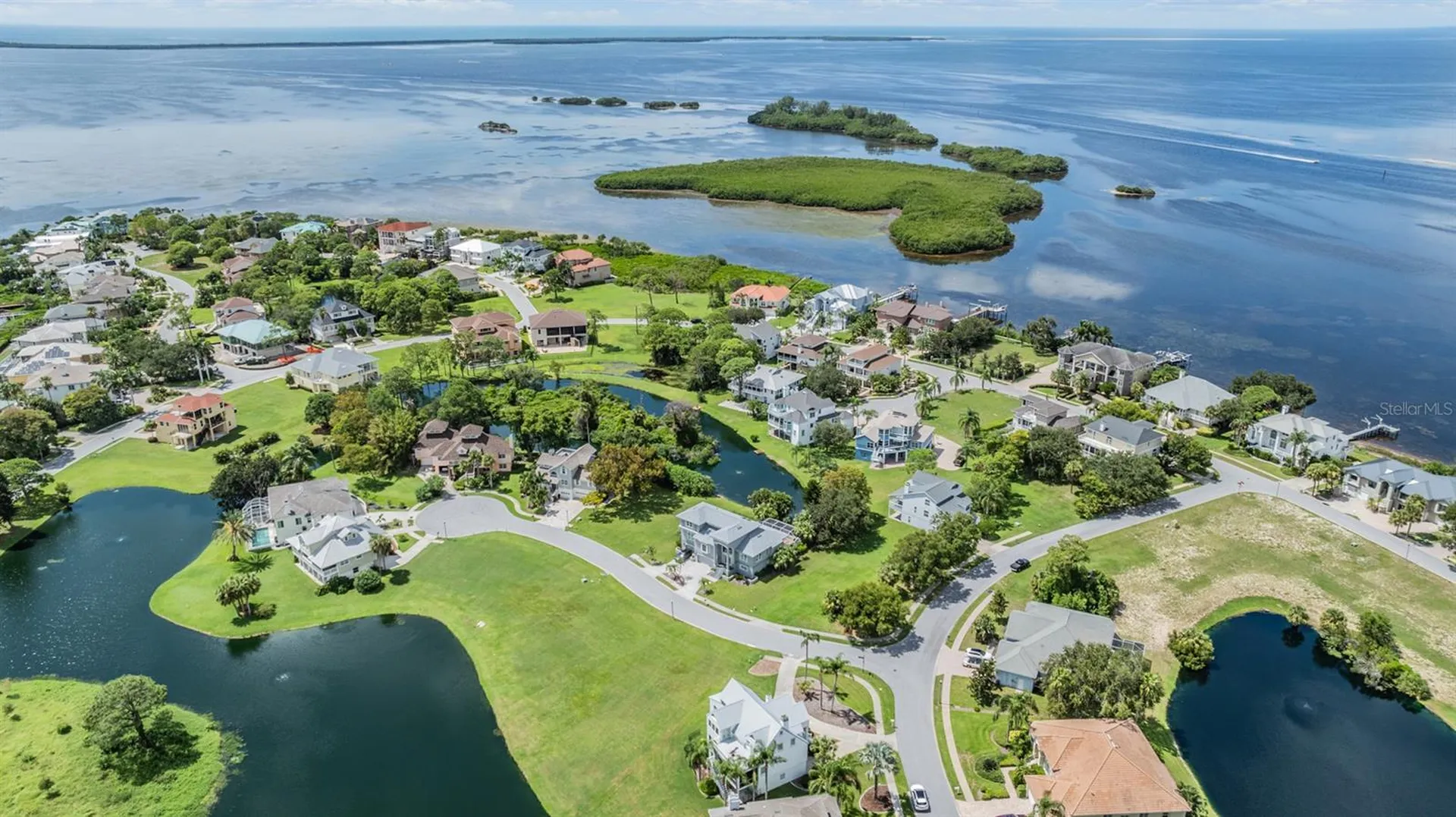 2118 Harbour Watch Drive Tarpon Springs FL 34689