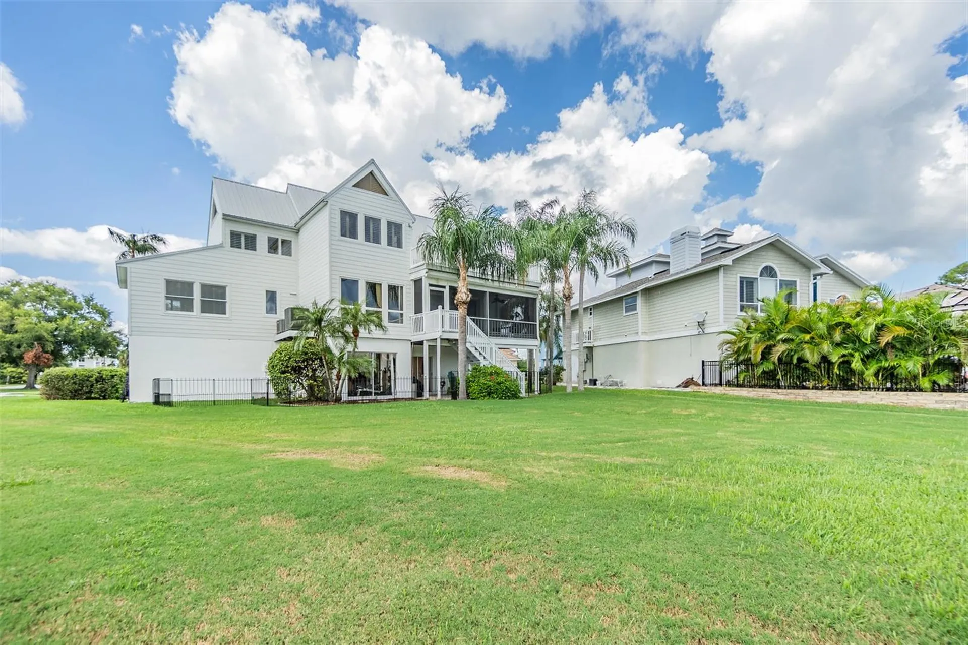 2118 Harbour Watch Drive Tarpon Springs FL 34689