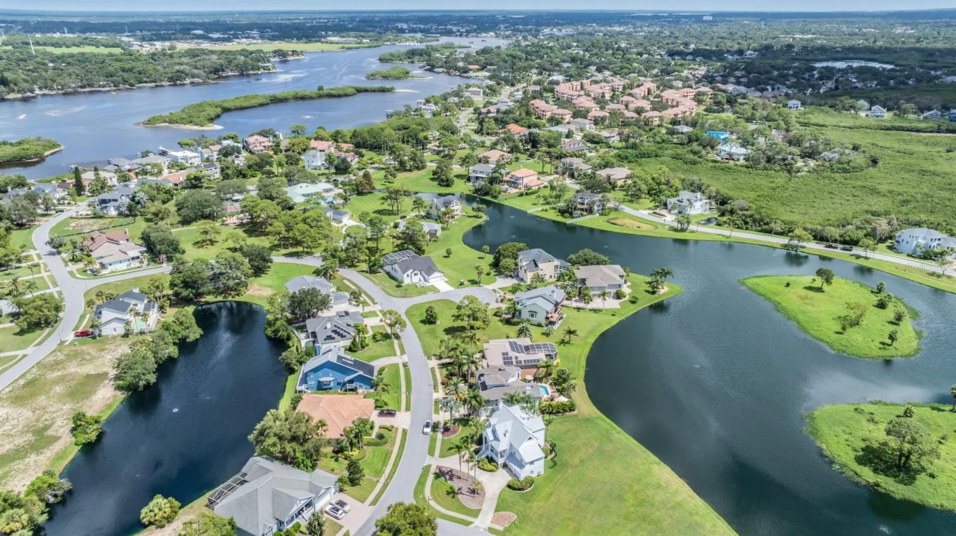 2118 Harbour Watch Drive Tarpon Springs FL 34689