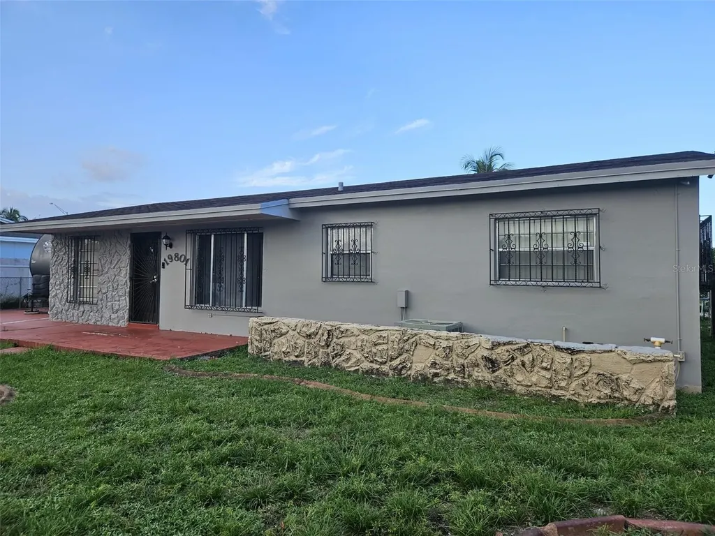 19801 NW 44th Place Miami Gardens FL 33055