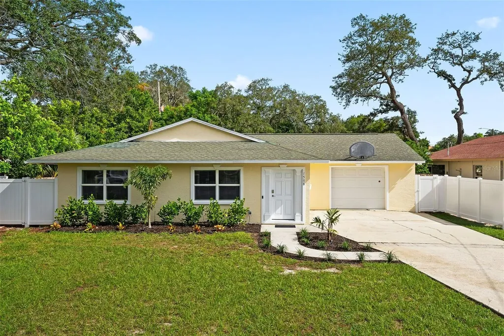 1568 Turner Street Clearwater FL 33756
