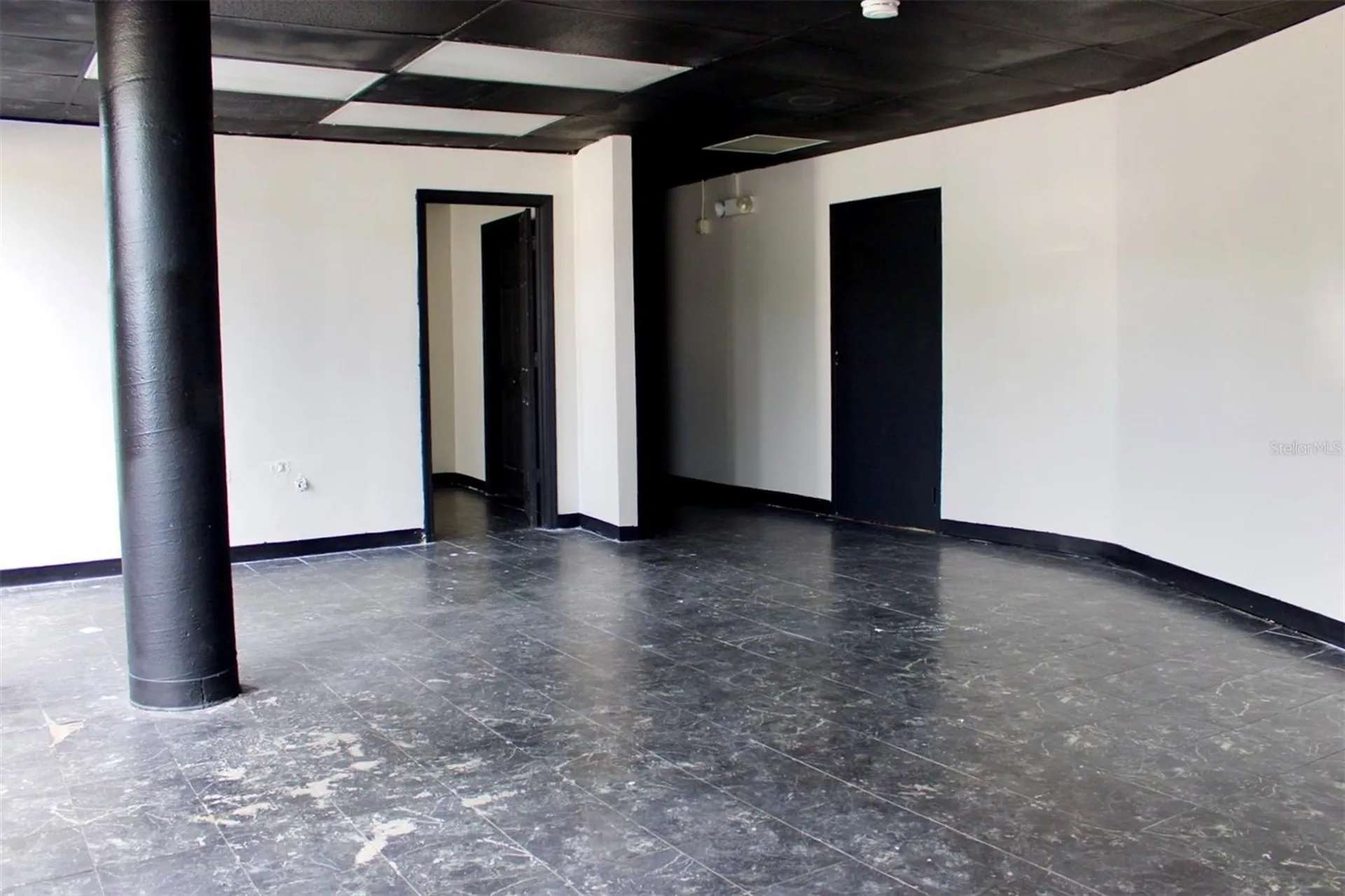 2300 S Orange Blossom Trail Orlando FL 32805