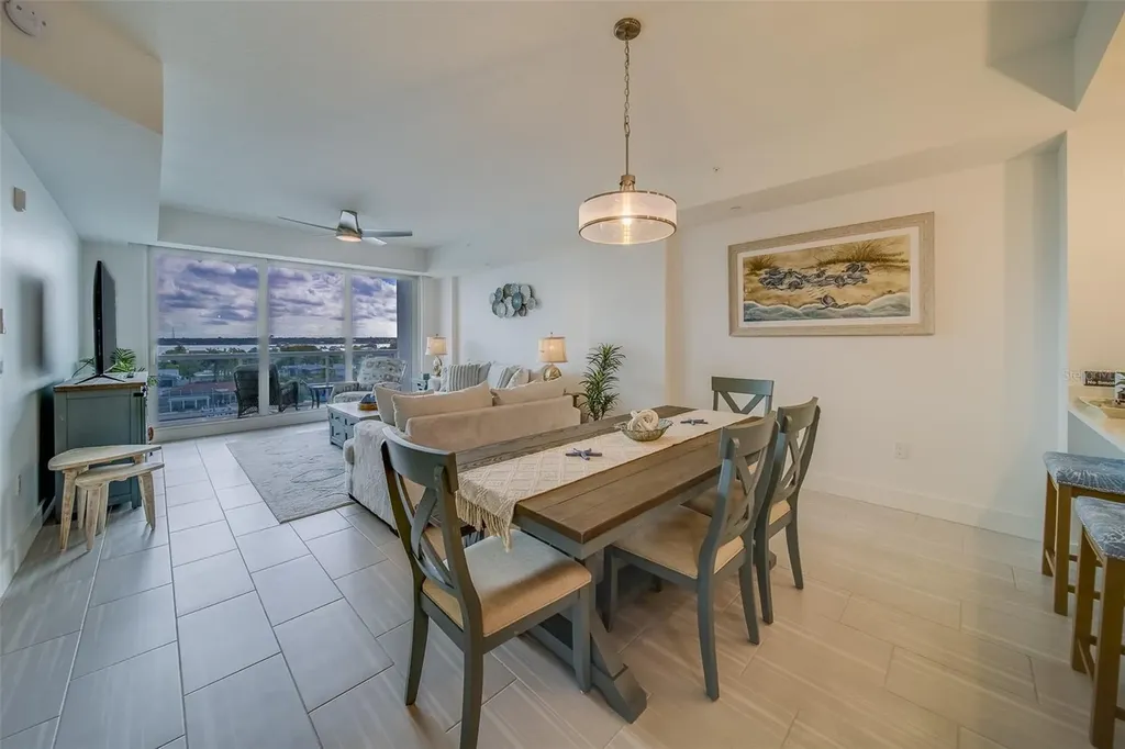415 Island Way Clearwater FL 33767
