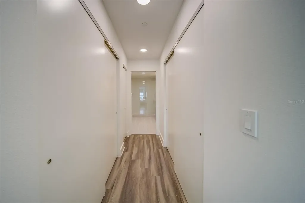 415 Island Way Clearwater FL 33767