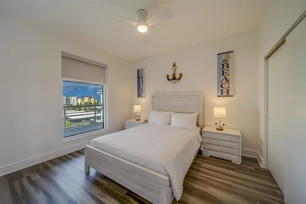 415 Island Way Clearwater FL 33767