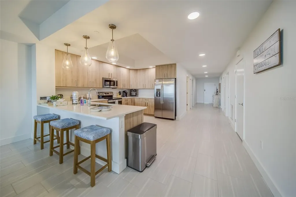 415 Island Way Clearwater FL 33767