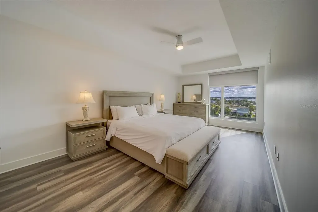 415 Island Way Clearwater FL 33767
