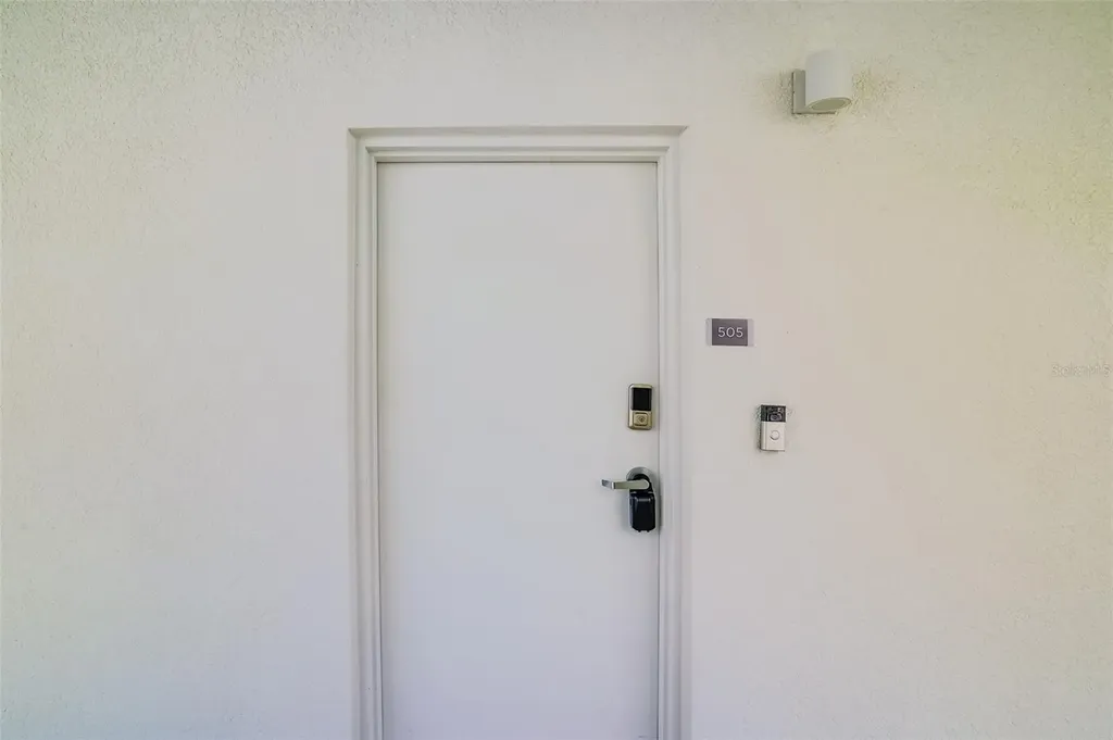 415 Island Way Clearwater FL 33767