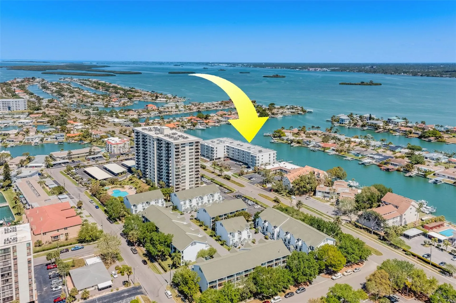415 Island Way Clearwater FL 33767