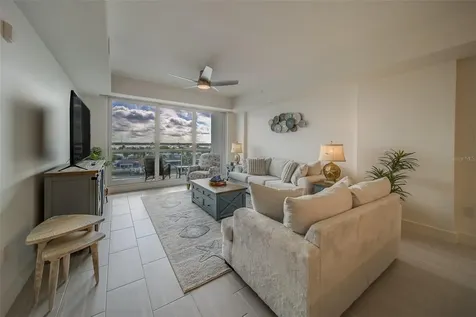 415 Island Way Clearwater FL 33767