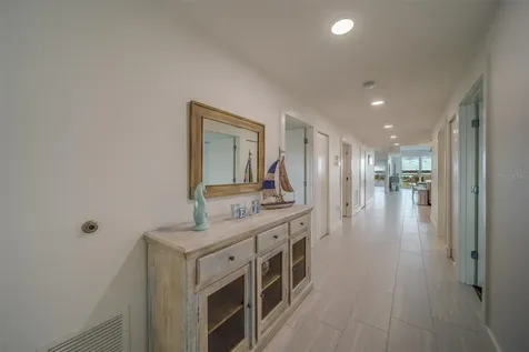 415 Island Way Clearwater FL 33767