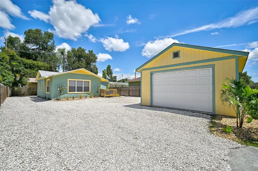 2275 Bahia Vista Street Sarasota FL 34239