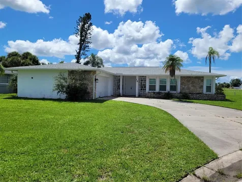 18 Golfview Court Rotonda West FL 33947