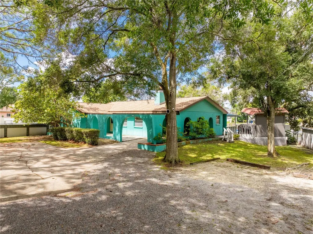 1108 W Virginia Avenue Tampa FL 33603