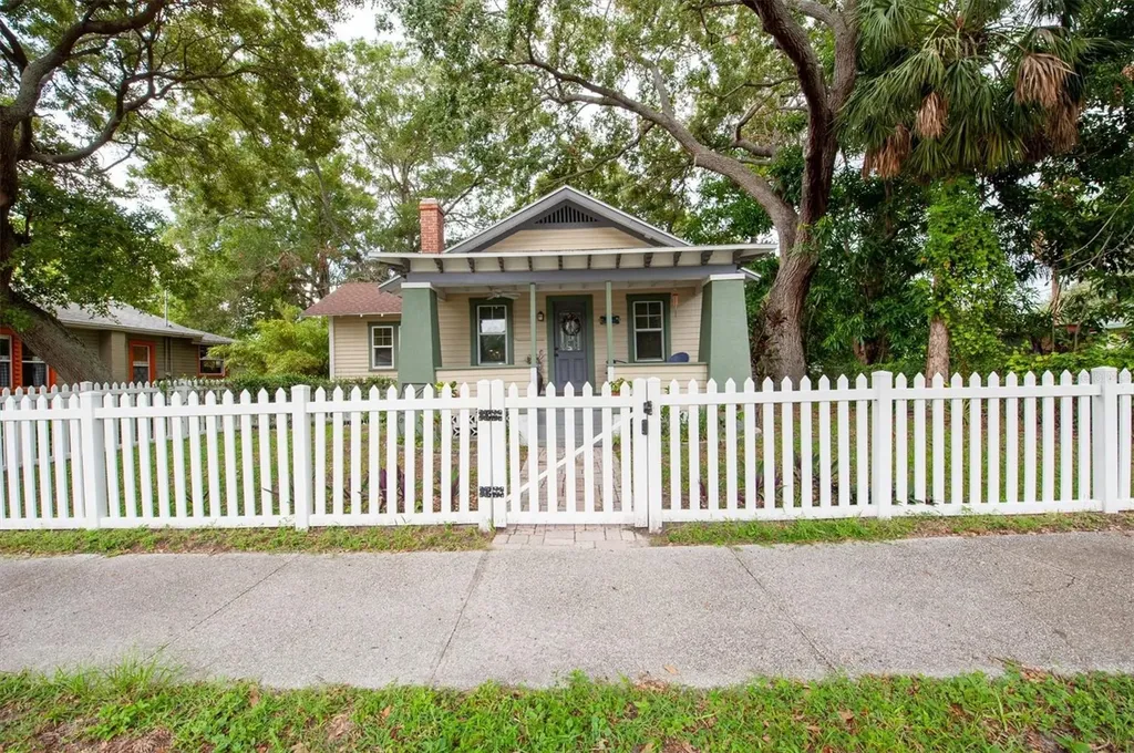 2825 56th Street S Gulfport FL 33707