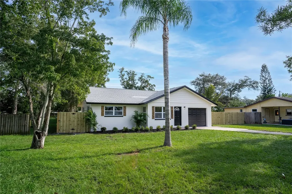 4668 50th Avenue N St Petersburg FL 33714