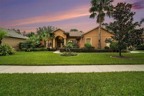 824 Citrus Wood Lane Valrico FL 33594