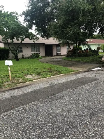 4916 27th Avenue W Bradenton FL 34209