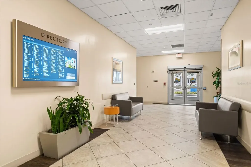 625 6th Avenue S St Petersburg FL 33701