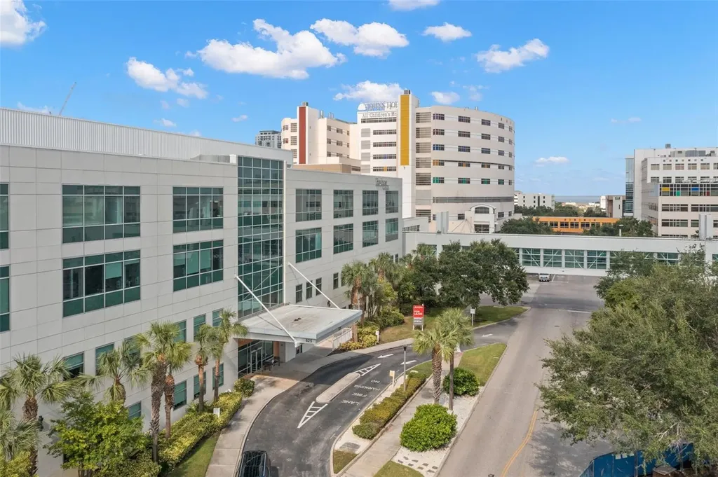 625 6th Avenue S St Petersburg FL 33701